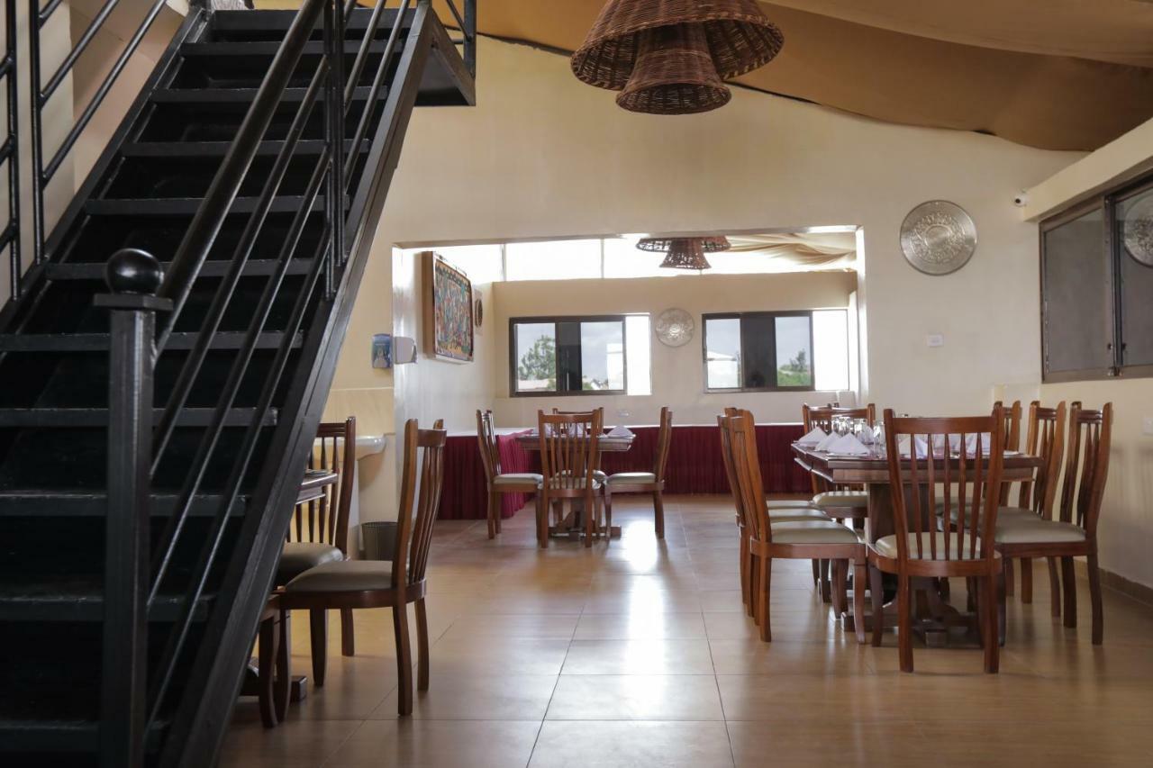 67 Athi Hotel Athi River Екстер'єр фото